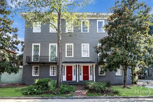 121 W Park Ave, Savannah, GA, 31401-6407 | Card Image