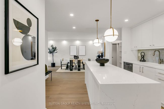808 - 820 Burnhamthorpe Rd, Condo with 3 bedrooms, 2 bathrooms and 1 parking in Etobicoke ON | Image 20