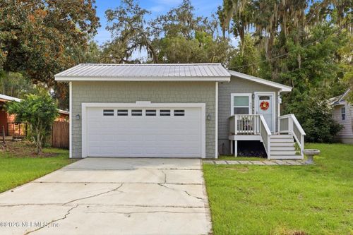 905 Saint Johns Ave, Green Cove Springs, FL, 32043-2548 | Card Image