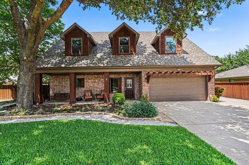 3538 Mercury Dr, Grapevine, TX, 76051-4520 | Card Image
