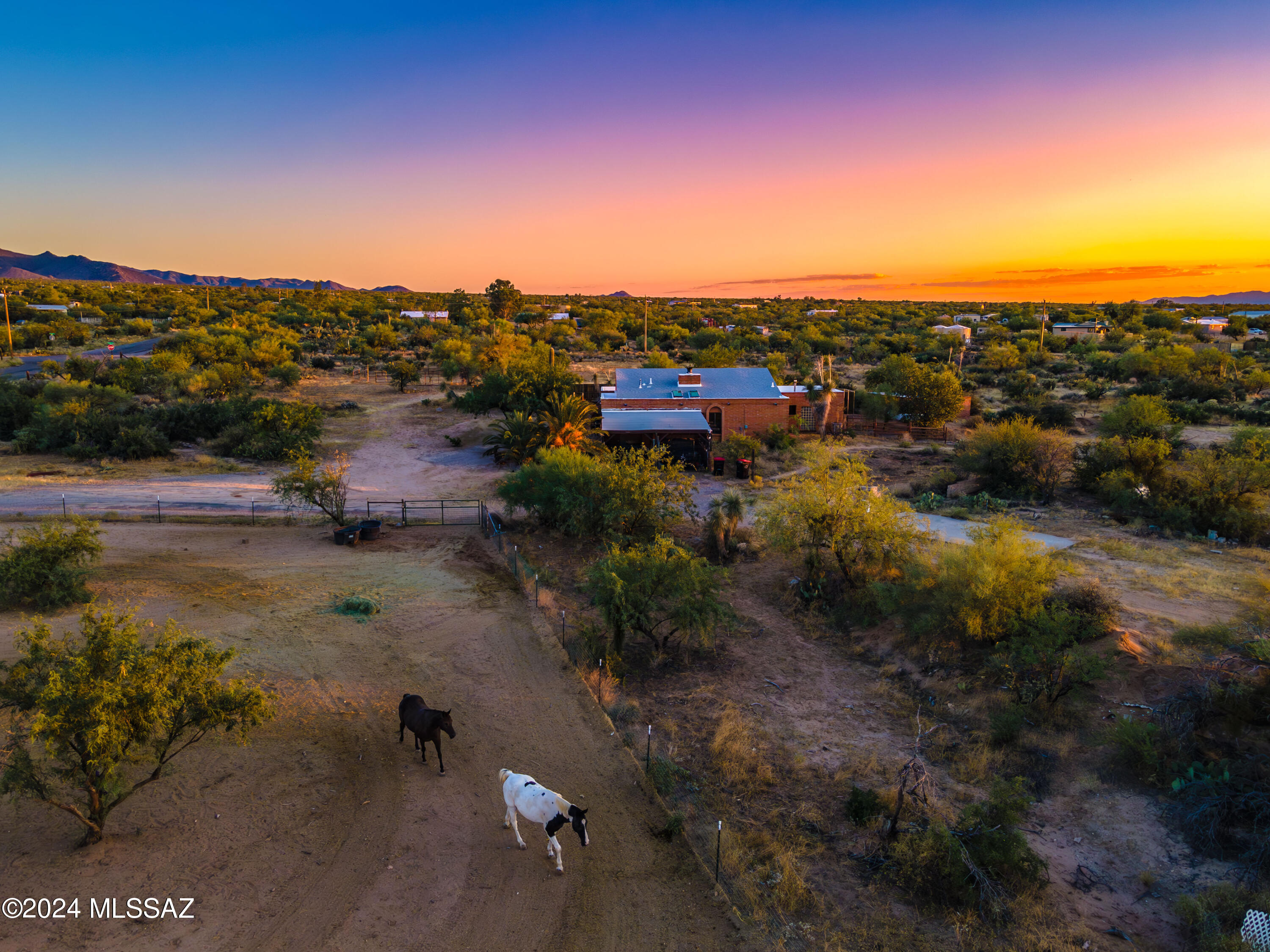 Cherokee Ln, Tucson, AZ 85736