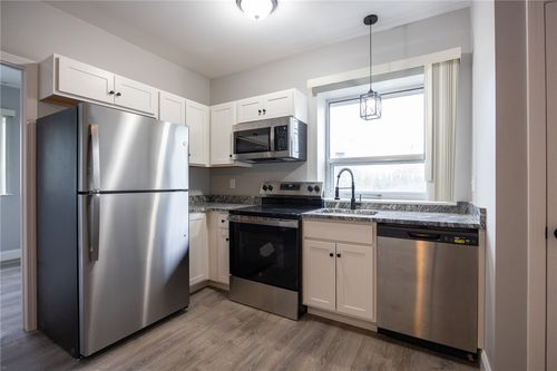 303-6899 Post Rd, North Kingstown, RI, 02852-2150 | Card Image