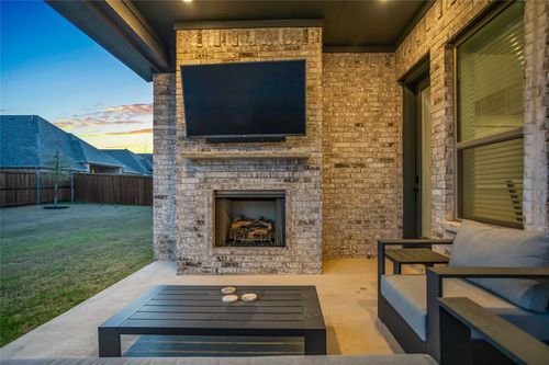 2217 Moore Valley Dr, McKinney, TX, 75071-4595 | Card Image