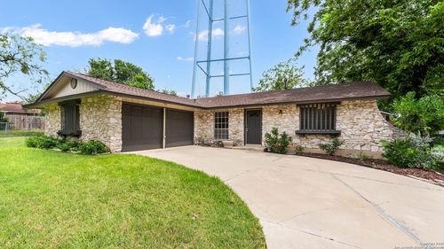 7607 Old Spanish Trl, Live Oak, TX, 78233-2808 | Card Image