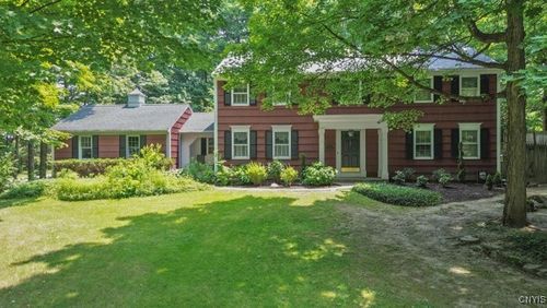 223 Windcrest Dr, Camillus, NY, 13031-1945 | Card Image