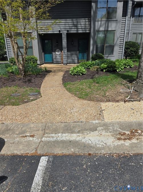 2988 Woodbridge Crossing Drive, Chesterfield, VA, 23083 | Card Image