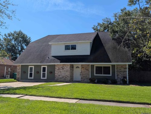 501 Driftwood Cir, Slidell, LA, 70458-1443 | Card Image
