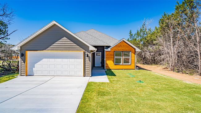 924 Bosque River Dr, House other with 3 bedrooms, 2 bathrooms and null parking in Granbury TX | Image 4