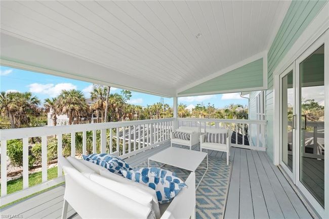 1163 Seagrape Ln, House other with 4 bedrooms, 5 bathrooms and 1 parking in SANIBEL FL | Image 42