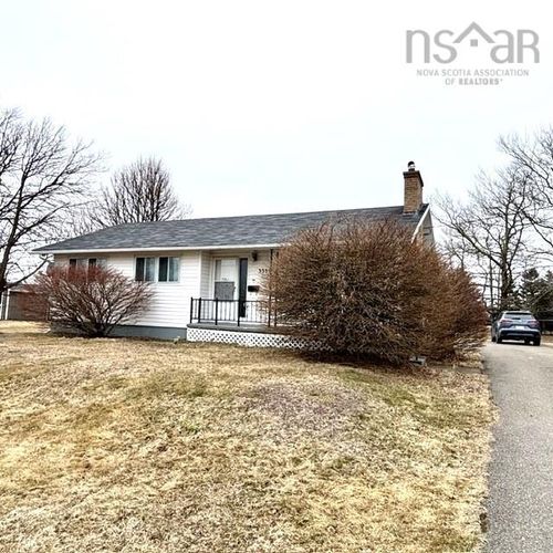 3339 Emerald St, New Waterford, NS, B1H1H7 | Card Image