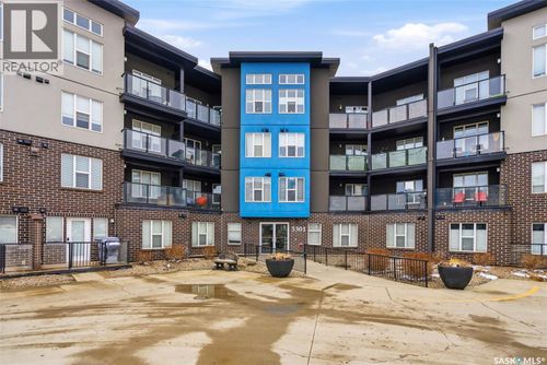 120-5301 Universal Cres, Regina, SK, S4W0L2 | Card Image