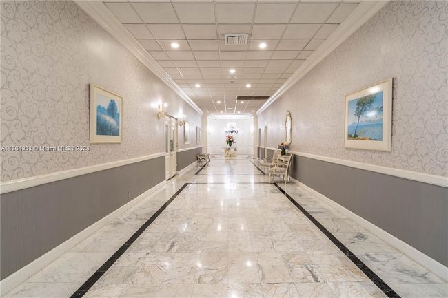 APT-508 - 3800 S Ocean Dr, Condo with 1 bedrooms, 2 bathrooms and null parking in Hollywood FL | Image 7