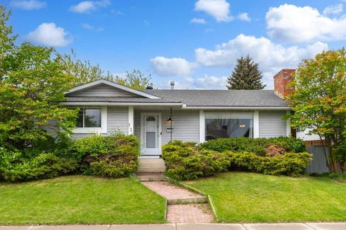 131 Bracewood Road Sw, Calgary, AB, T2W3B9 | Card Image