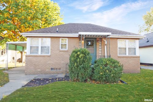 338 Amanda St, Pekin, IL, 61554-2075 | Card Image