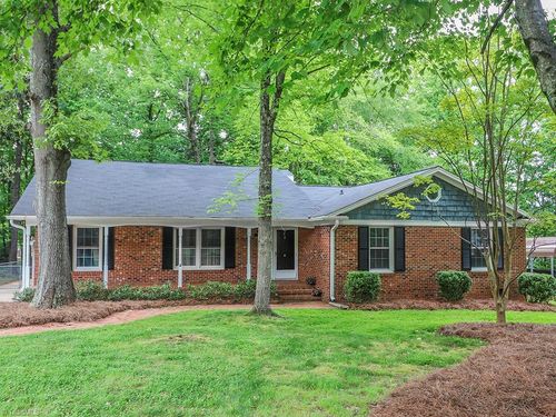 6 Covent Garden Ct, Greensboro, NC, 27455-1902 | Card Image