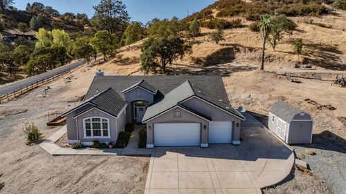 3585 Emereff Ln, Valley Springs, CA, 95252-9586 | Card Image
