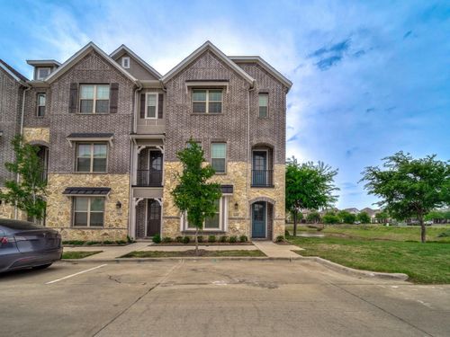 4484 N River Walk Dr, Flower Mound, TX, 75028-2017 | Card Image