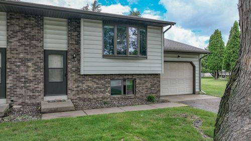 1-2-816-818 Dorbe St, Eau Claire, WI, 54701-7069 | Card Image