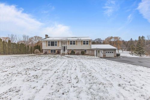 4292 S Brownell Rd, Williston, VT, 05495-7297 | Card Image