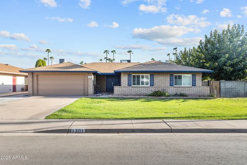 1301 E Watson Dr, Tempe, AZ, 85283-3142 | Card Image