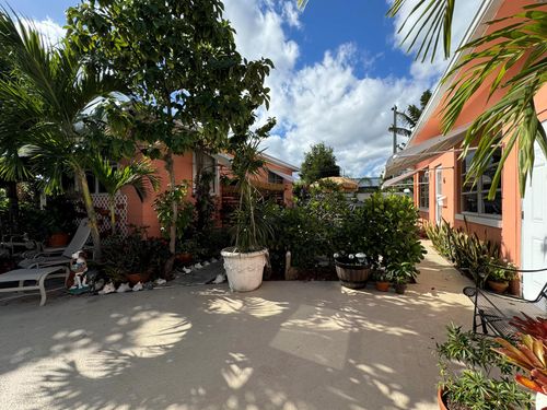 2-311 Pershing Way, West Palm Beach, FL, 33401-7923 | Card Image