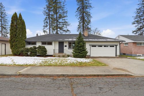2917 Rosewood Ave, Spokane, WA, 99208 | Card Image