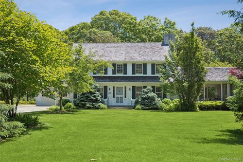 18 Jagger Ln, Southampton, NY, 11968-4822 | Card Image