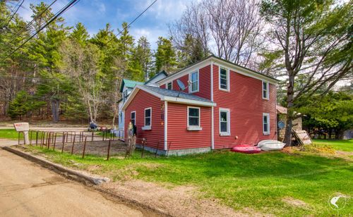 9 Payeville Ln, Saranac Lake, NY, 12983-2579 | Card Image