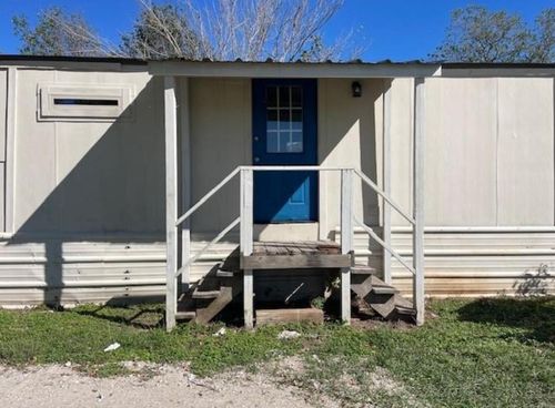 17520 Julia Ave, Needville, TX, 77461-9446 | Card Image