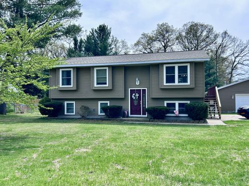 3775 Macarthur Rd, Muskegon, MI, 49442-8420 | Card Image