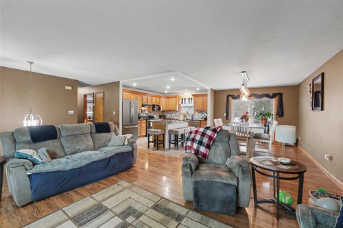 10866 Pettis Road, Meadville, PA, 16335 | Card Image