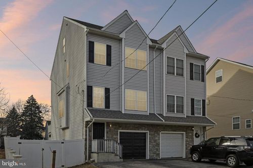 622 Fulton St, CONSHOHOCKEN, PA, 19428-1006 | Card Image