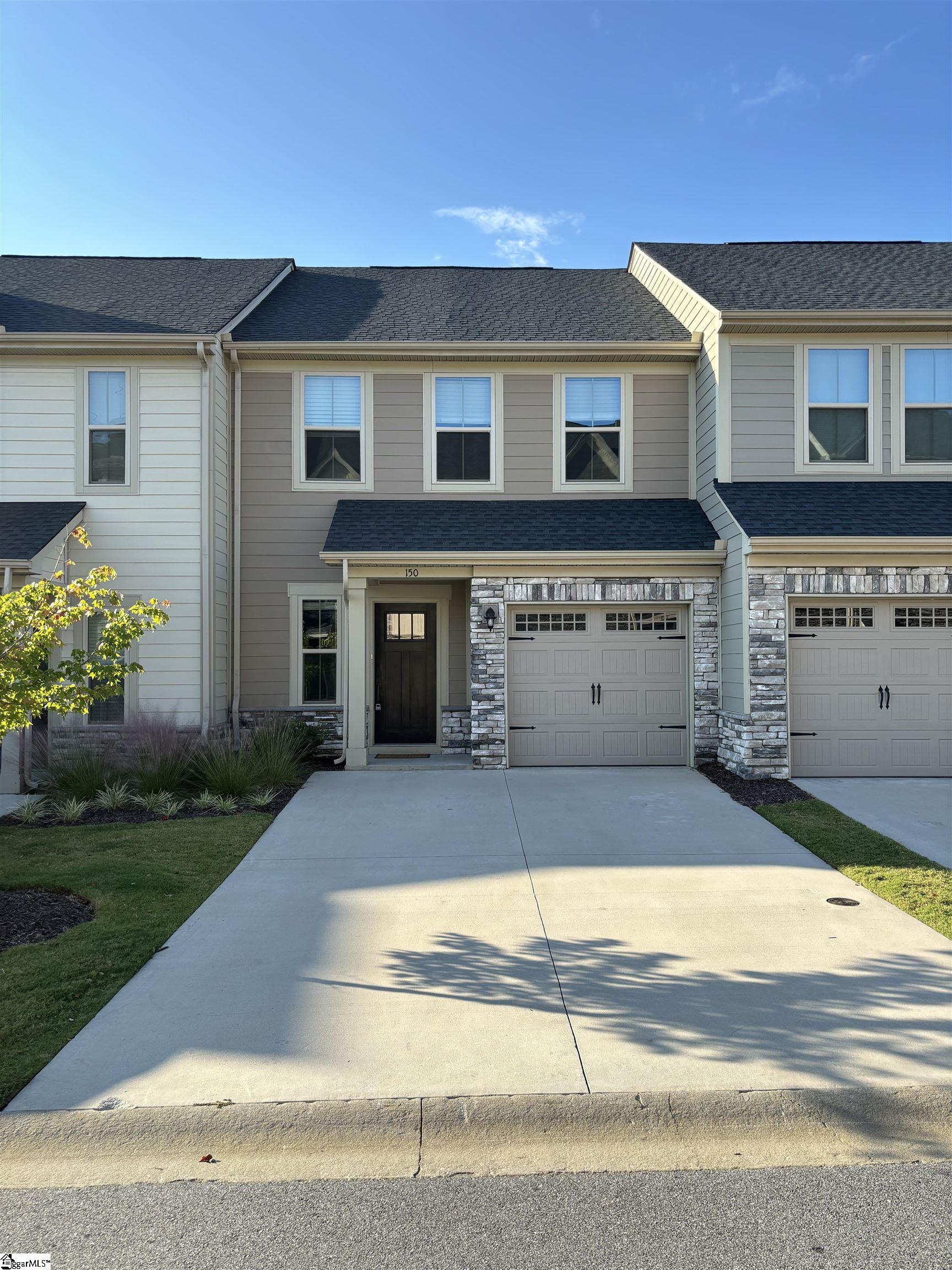 Eagle Wood Dr, Greenville, SC 29607