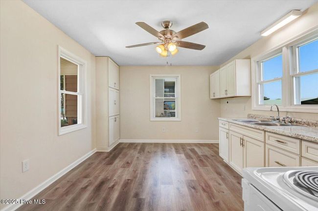 123 Cedar Ln, House other with 2 bedrooms, 1 bathrooms and null parking in Cedar Point NC | Image 24