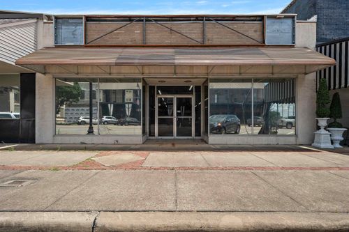 218 N Montgomery Ave, Sheffield, AL, 35660-2707 | Card Image