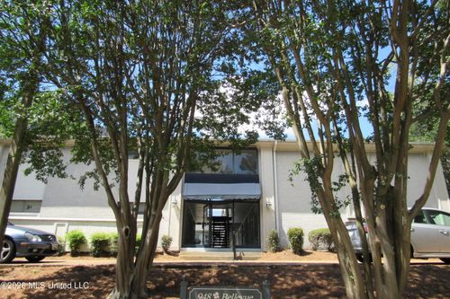 204-948 Bellevue Pl, Jackson, MS, 39202-2711 | Card Image