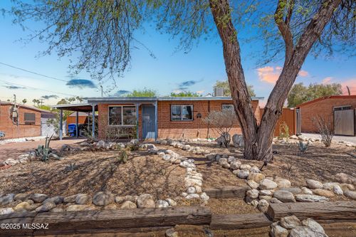814 N Dodge Boulevard, Tucson, AZ, 85716 | Card Image