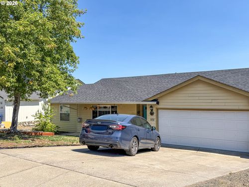 185 Se Lebleu Ln, Winston, OR, 97496-9200 | Card Image