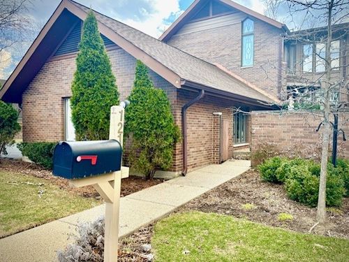 1210 Hawthorne Ln, Hinsdale, IL, 60521-2955 | Card Image