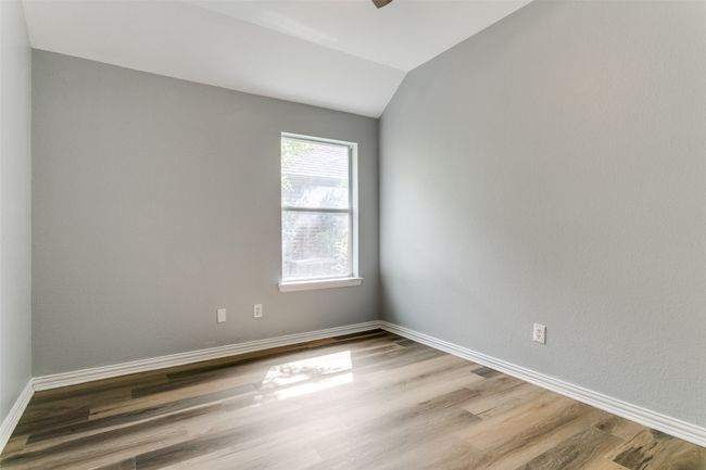 815 Creekside Dr, House other with 4 bedrooms, 2 bathrooms and null parking in Little Elm TX | Image 20