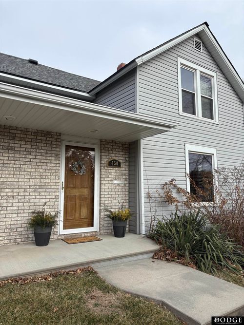 650 E Linden Ave, Fremont, NE, 68025-3543 | Card Image