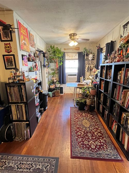 416 W 32nd Street, Austin, TX, 78705 | Card Image
