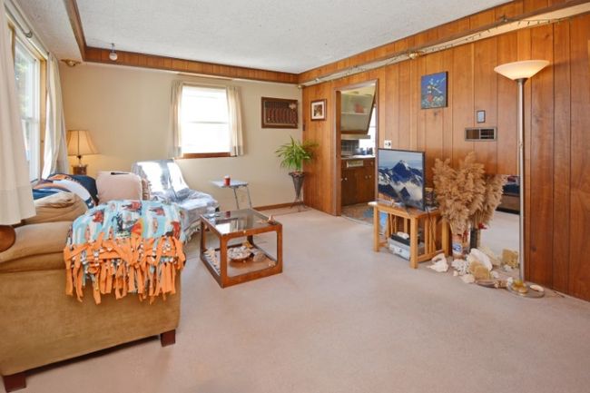 219 S Coolidge St, House other with 3 bedrooms, 2 bathrooms and 2 parking in Normal IL | Image 19