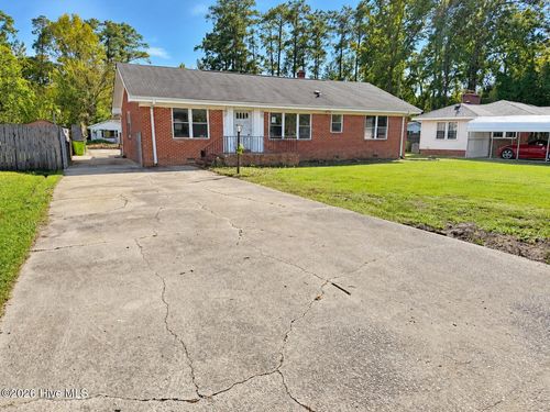 2313 Center Avenue, New Bern, NC, 28562 | Card Image