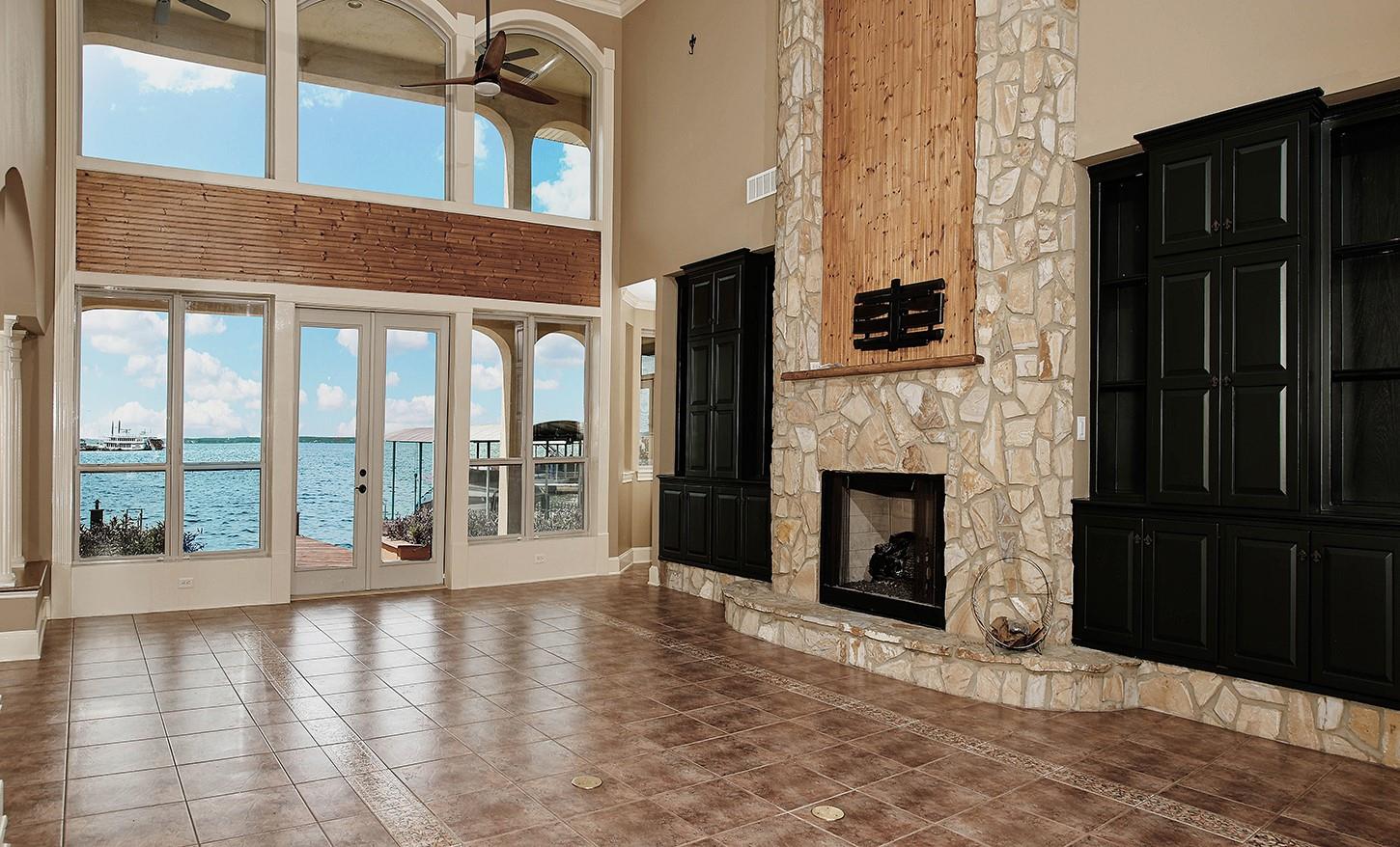 Residential Lease in Willis 5