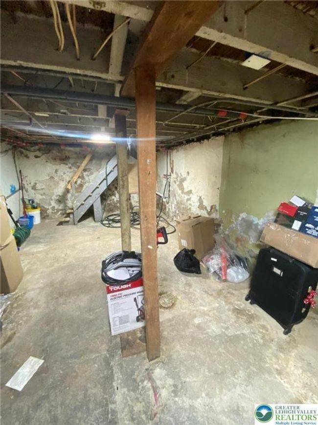 522 N Jordan St, Townhouse with 4 bedrooms, 1 bathrooms and null parking in Allentown PA | Image 22