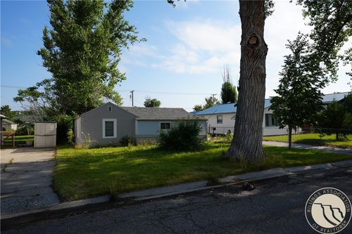 821 W 1st Street, Hardin, MT, 59034 | Card Image