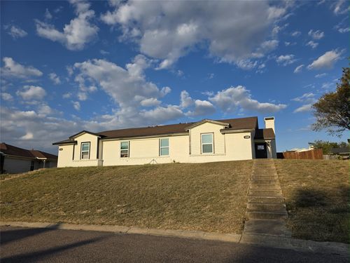 7204 Vista Cliff Dr, Fort Worth, TX, 76179-2936 | Card Image