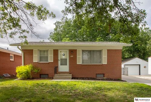 5453 Francis St, Lincoln, NE, 68504-3057 | Card Image