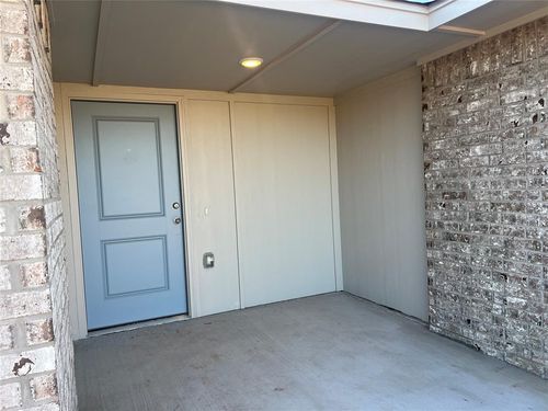 2061 Brush Creek Way, Newcastle, OK, 73065 | Card Image